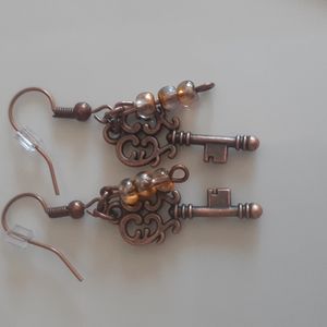 Handcrafted key and bead earrings . Victorian/reinassance Steampunk/goth